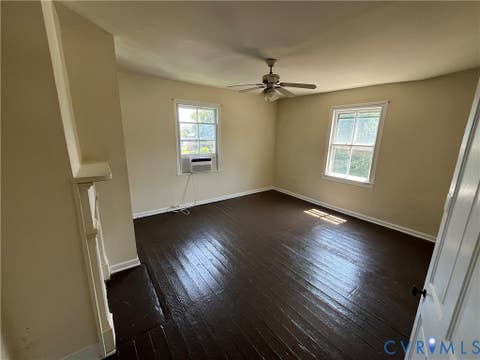 Tiny photo for 927 Farmer Street, Petersburg, VA 23803 (MLS # 2621772)
