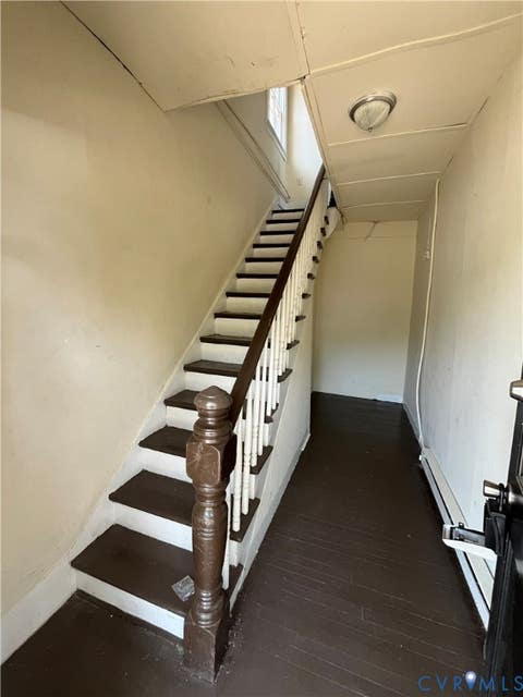 Tiny photo for 927 Farmer Street, Petersburg, VA 23803 (MLS # 2621772)