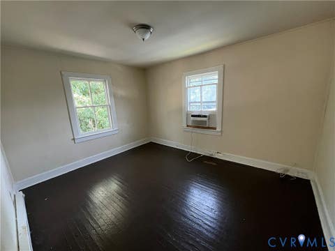 Tiny photo for 927 Farmer Street, Petersburg, VA 23803 (MLS # 2621772)