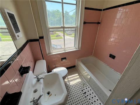 Tiny photo for 927 Farmer Street, Petersburg, VA 23803 (MLS # 2621772)