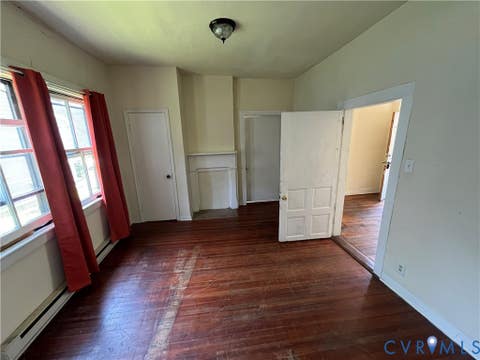 Tiny photo for 927 Farmer Street, Petersburg, VA 23803 (MLS # 2621772)