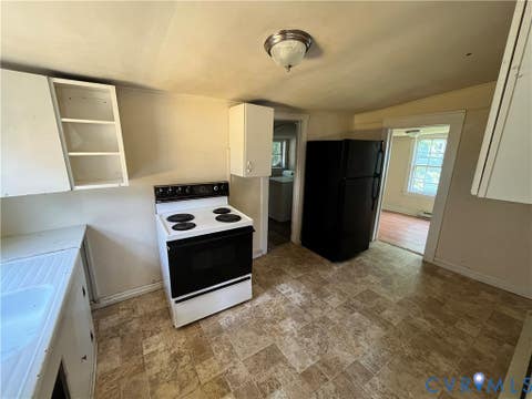 Tiny photo for 927 Farmer Street, Petersburg, VA 23803 (MLS # 2621772)