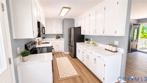 Tiny photo for 570 Harpersville Road, Newport News, VA 23601 (MLS # 2613331)
