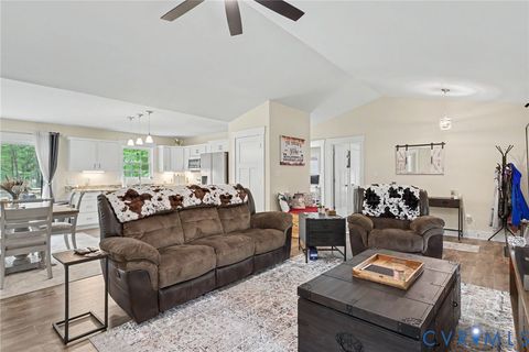 Tiny photo for 1918 Essex Mill Road, Dunnsville, VA 22454 (MLS # 2617697)