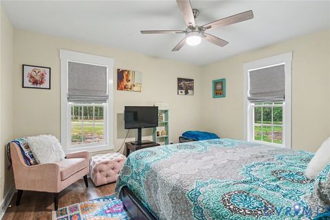 Tiny photo for 1918 Essex Mill Road, Dunnsville, VA 22454 (MLS # 2617697)