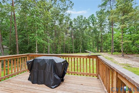 Tiny photo for 1918 Essex Mill Road, Dunnsville, VA 22454 (MLS # 2617697)