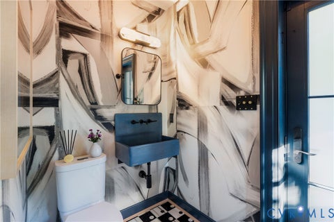 Tiny photo for 301 Lock Lane, Richmond, VA 23226 (MLS # 2628018)