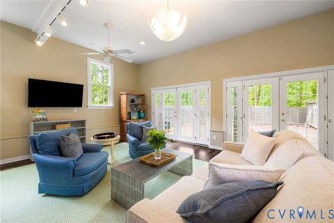 Tiny photo for 6 E Lower Tuckahoe Road, Richmond, VA 23238 (MLS # 2614196)
