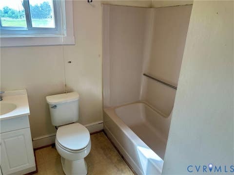 Tiny photo for 958 Old Louisa Road, Gordonsville, VA 22942 (MLS # 2622094)