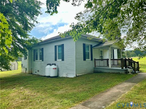 Tiny photo for 958 Old Louisa Road, Gordonsville, VA 22942 (MLS # 2622094)