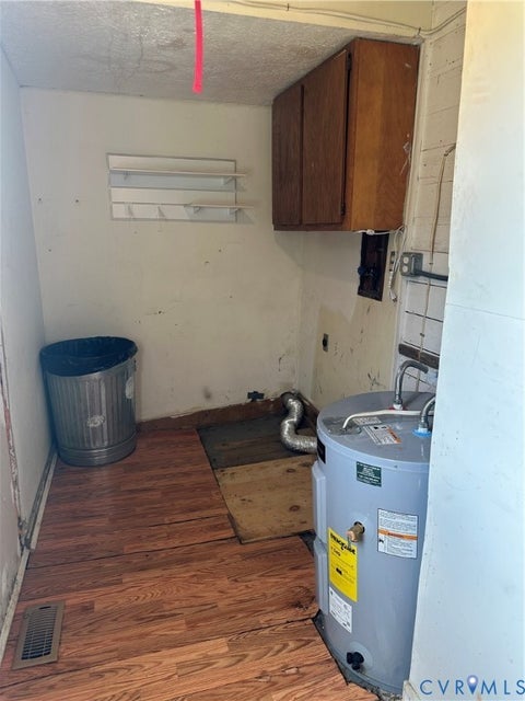 Tiny photo for 958 Old Louisa Road, Gordonsville, VA 22942 (MLS # 2622094)