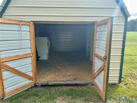 Tiny photo for 958 Old Louisa Road, Gordonsville, VA 22942 (MLS # 2622094)