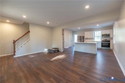 Tiny photo for 115 Pine Street, Petersburg, VA 23803 (MLS # 2622368)