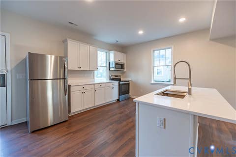 Tiny photo for 115 Pine Street, Petersburg, VA 23803 (MLS # 2622368)