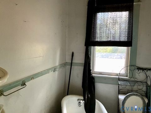 Tiny photo for 3200 4th Avenue, Richmond, VA 23222 (MLS # 2614083)