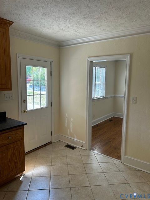 Tiny photo for 311 Fifth Street, Blackstone, VA 23824 (MLS # 2611560)