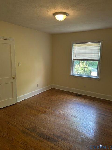 Tiny photo for 311 Fifth Street, Blackstone, VA 23824 (MLS # 2611560)