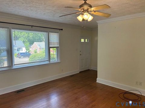 Tiny photo for 311 Fifth Street, Blackstone, VA 23824 (MLS # 2611560)