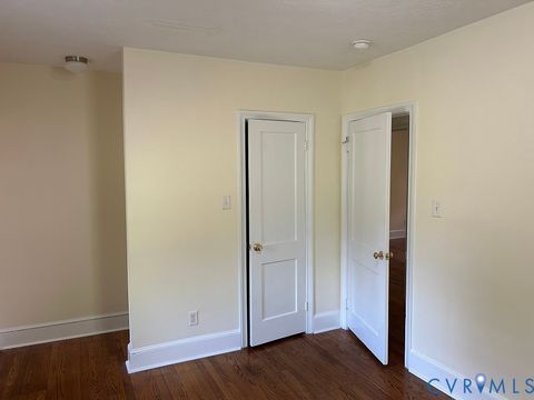 Tiny photo for 311 Fifth Street, Blackstone, VA 23824 (MLS # 2611560)