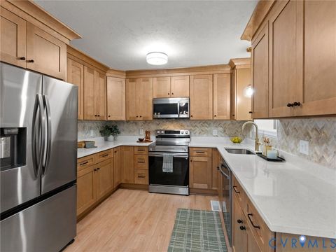 Tiny photo for 3109 Holly Avenue, Colonial Heights, VA 23834 (MLS # 2613181)