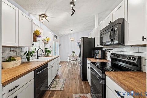 Tiny photo for 2421 Pittston Road, Fredericksburg, VA 22408 (MLS # 2627658)