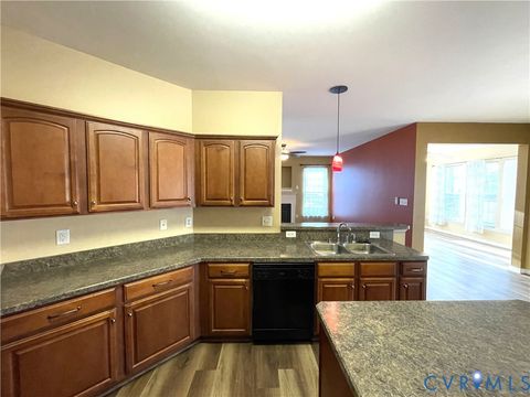 Tiny photo for 326 Wilmer Avenue, Richmond, VA 23227 (MLS # 2607187)