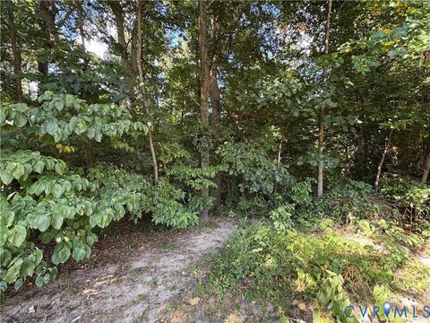 Tiny photo for 000 Whitehall Drive, Colonial Heights, VA 23834 (MLS # 2522102)
