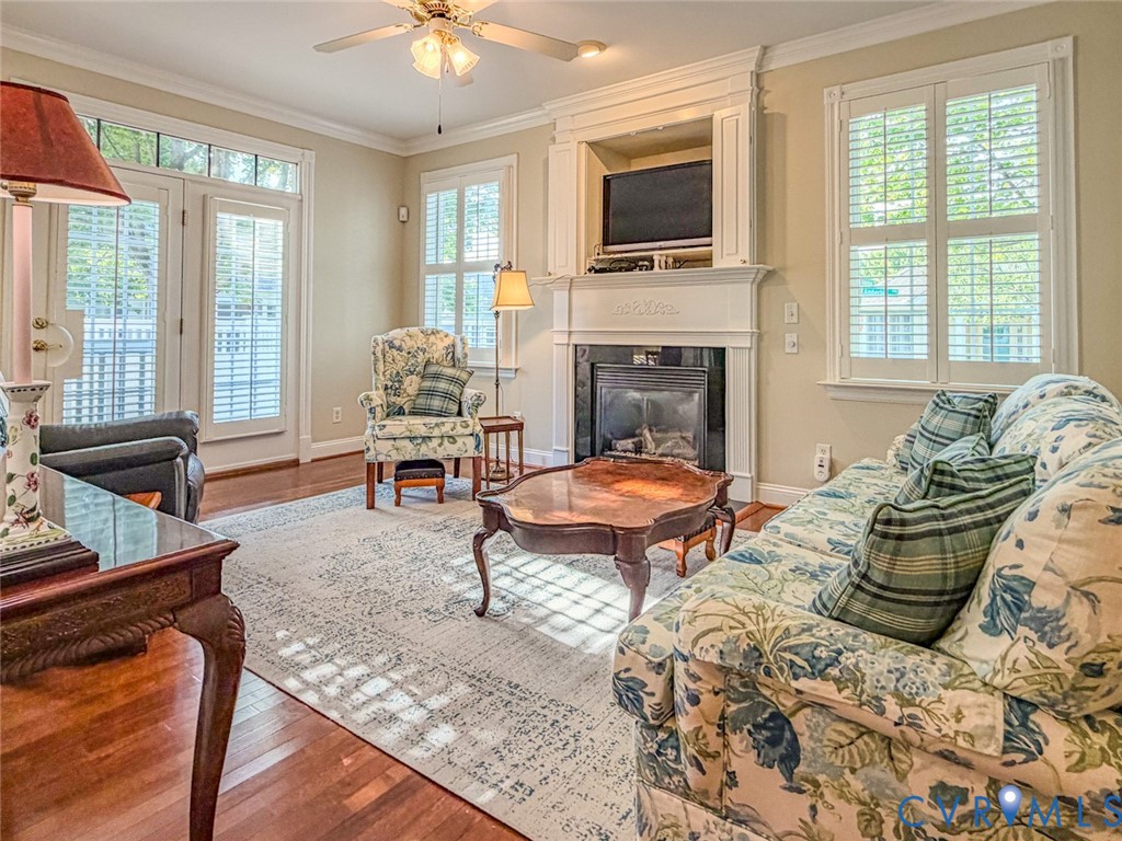 9438 Amberleigh Circle