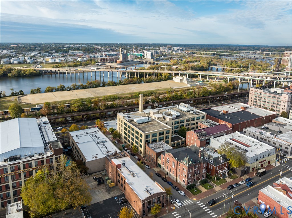 2201 E Main Street 4