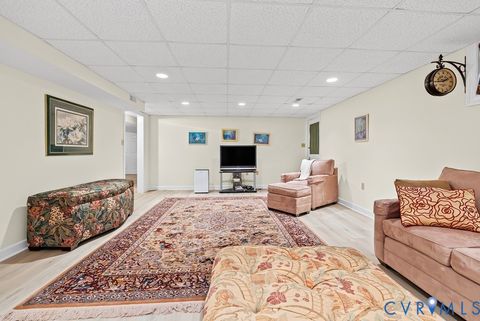 Tiny photo for 701 Fourth Avenue, Farmville, VA 23901 (MLS # 2617911)