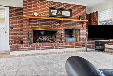 Tiny photo for 701 Fourth Avenue, Farmville, VA 23901 (MLS # 2617911)