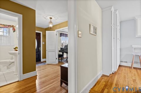 Tiny photo for 701 Fourth Avenue, Farmville, VA 23901 (MLS # 2617911)
