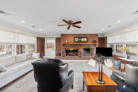 Tiny photo for 701 Fourth Avenue, Farmville, VA 23901 (MLS # 2617911)