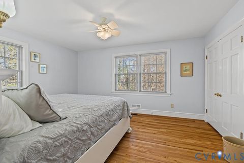 Tiny photo for 701 Fourth Avenue, Farmville, VA 23901 (MLS # 2617911)