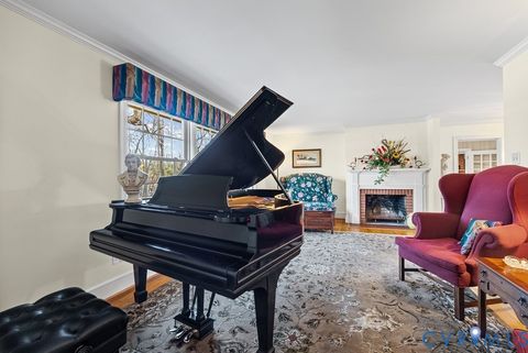 Tiny photo for 701 Fourth Avenue, Farmville, VA 23901 (MLS # 2617911)