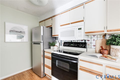 Tiny photo for 2440 Stembridge Court #L, Henrico, VA 23238 (MLS # 2625505)