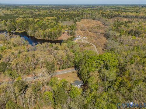 Tiny photo for 16275 Prince George Drive, Disputanta, VA 23842 (MLS # 2609246)