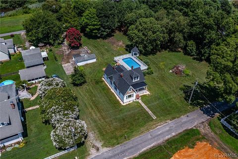 A home in Reedville