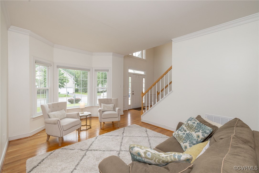 6021 Chestnut Hill Drive