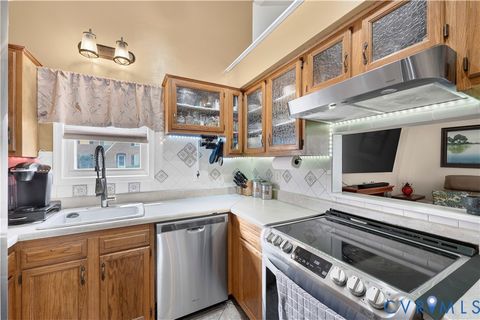 Tiny photo for 7812 Camolin Court, Henrico, VA 23228 (MLS # 2619727)
