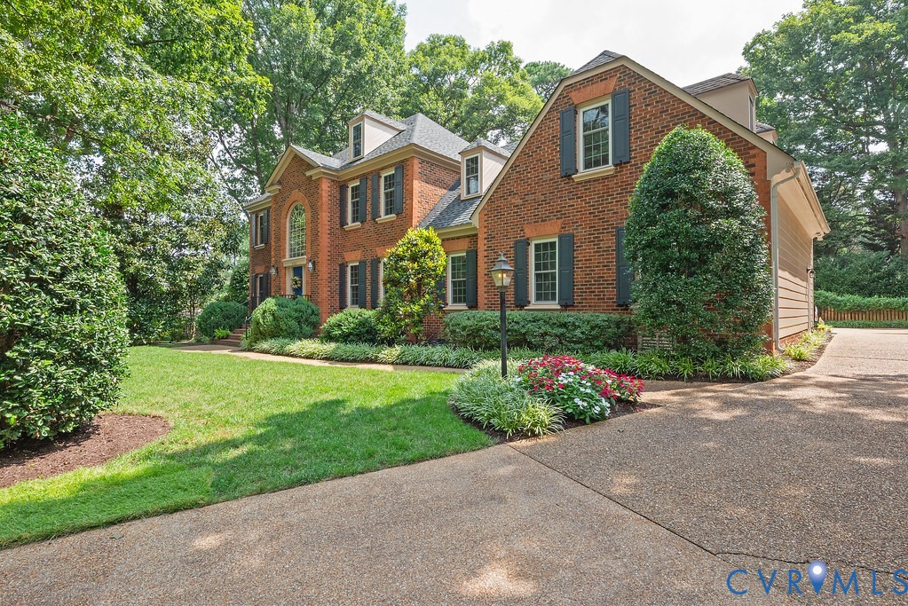 3125 Chestnut Grove Court