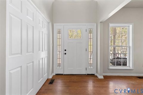 Tiny photo for 201 Washington Drive, Ruther Glen, VA 22546 (MLS # 2609066)