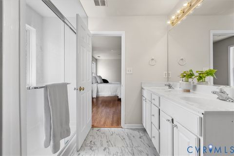 Tiny photo for 201 Washington Drive, Ruther Glen, VA 22546 (MLS # 2609066)