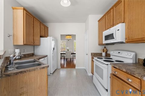 Tiny photo for 201 Washington Drive, Ruther Glen, VA 22546 (MLS # 2609066)