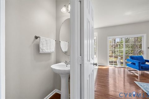 Tiny photo for 201 Washington Drive, Ruther Glen, VA 22546 (MLS # 2609066)