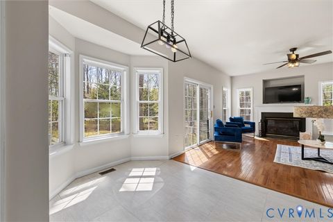 Tiny photo for 201 Washington Drive, Ruther Glen, VA 22546 (MLS # 2609066)