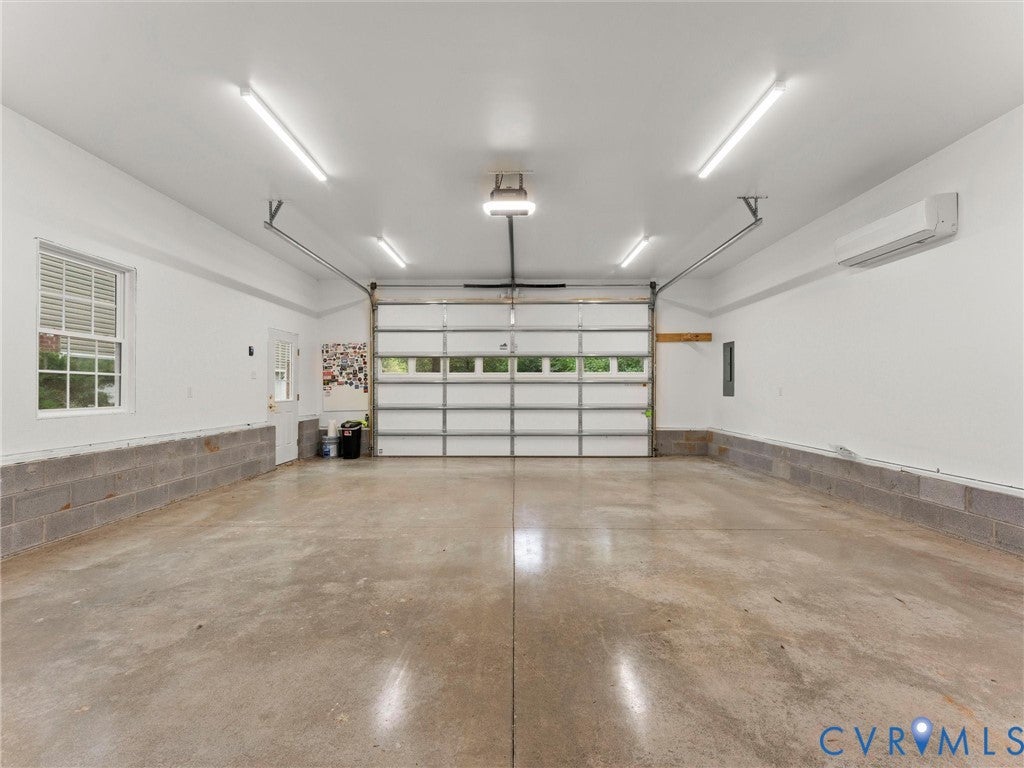 2039 Shadow Creek Court