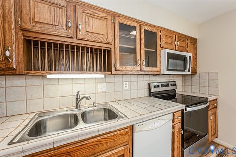 Tiny photo for 131 Raleigh Street, Williamsburg, VA 23185 (MLS # 2614336)