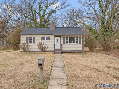 Tiny photo for 2228 Cullen Road, Richmond, VA 23224 (MLS # 2604165)