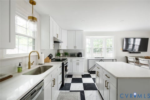 Tiny photo for 7108 Three Chopt Road, Henrico, VA 23226 (MLS # 2614946)